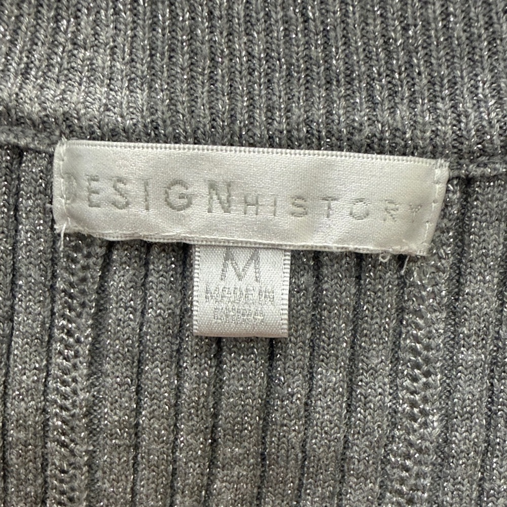 Design History Grey Ribbed V-Neck Button-Front Cardigan - Picture 2 of 2